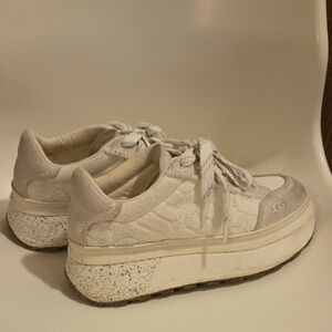 UGG Women's Marin Lace Logo Platform Sneaker